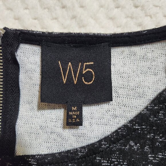 W5 Women’s Black Textured Bell Sleeve Blouse – Size M - Picture 4 of 7